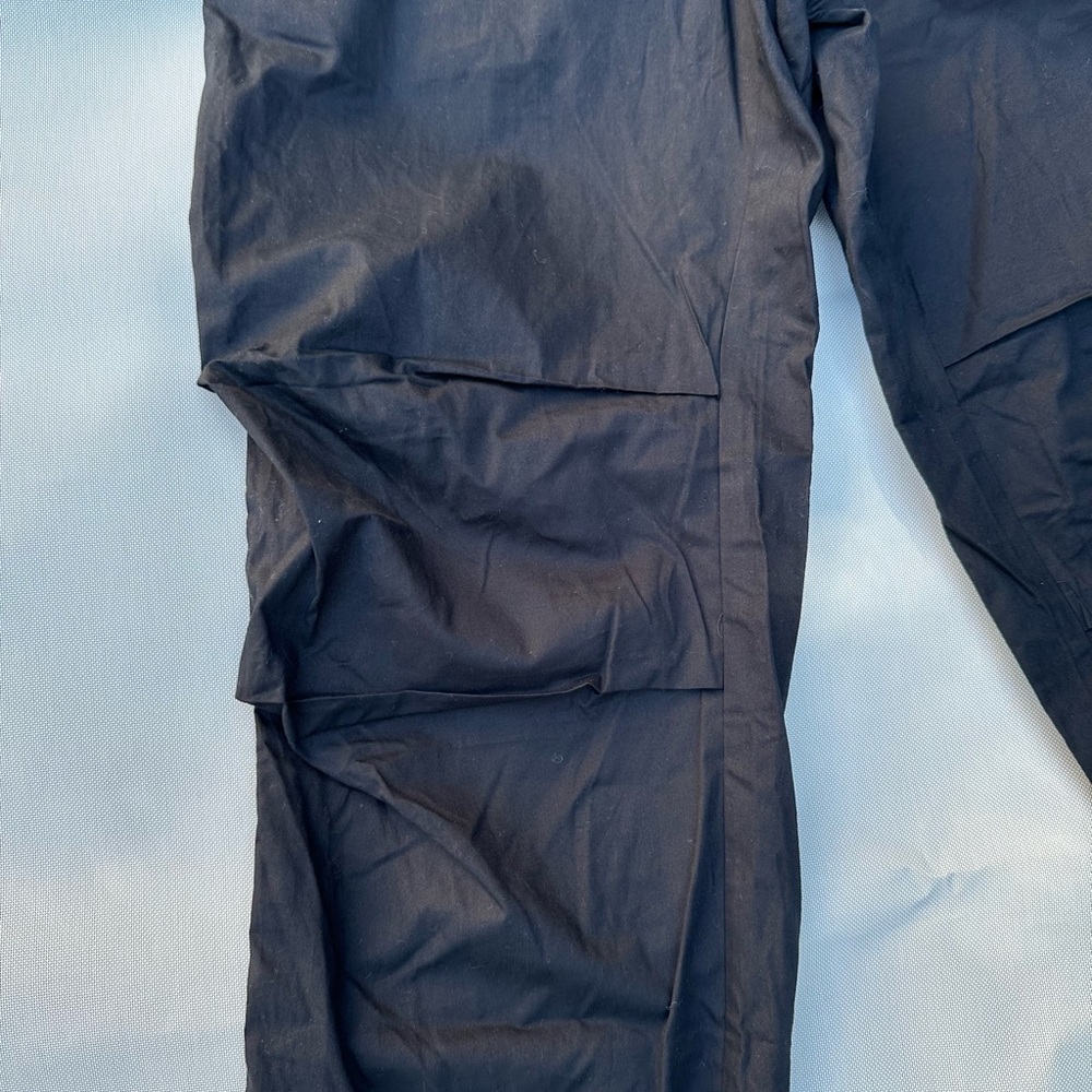 Women's Black Cargo Pants with Drawstring Waist - Picture 3 of 10
